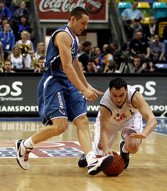 社交媒体上 社交媒体上