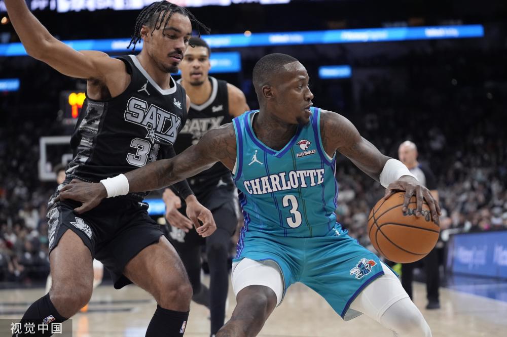 在通过一系 在通过一系