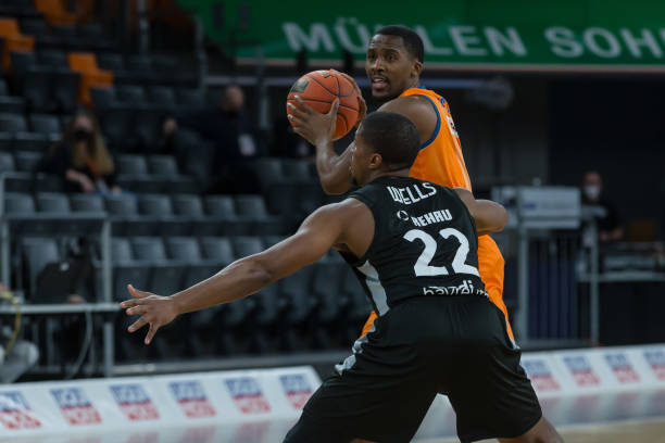 与现任巴西 与现任巴西